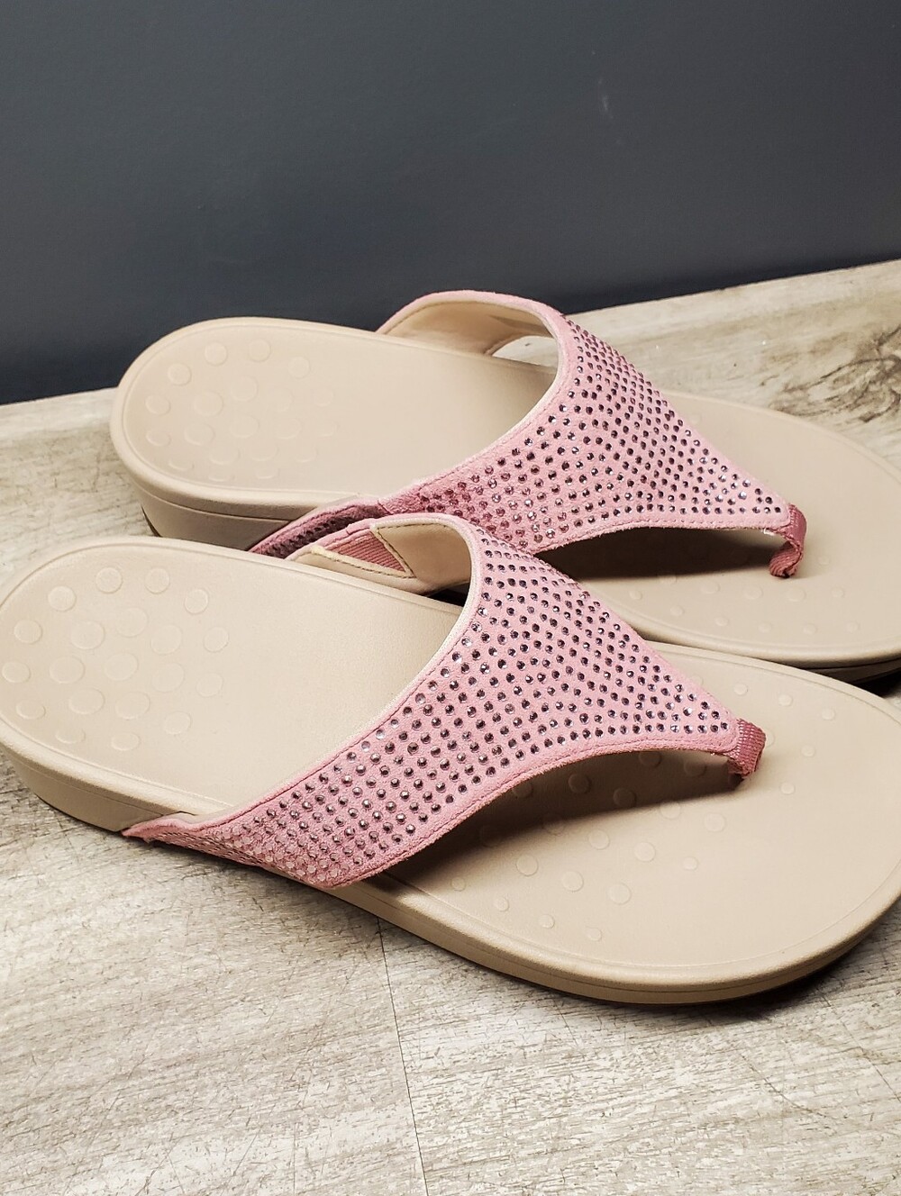 Vionic Naples Bling pink sandals Size 10